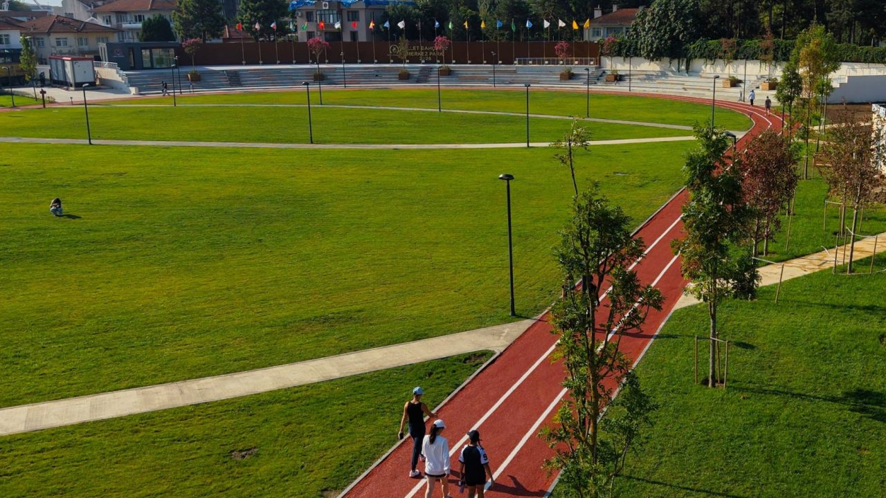 HAREKETİN YENİ ADRESİ; MERKEZ PARK
