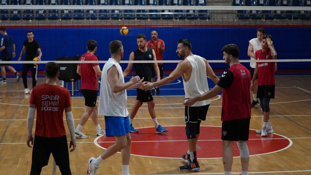 KONURALP BEYLERİ ANTRENMANLARA BAŞLADI