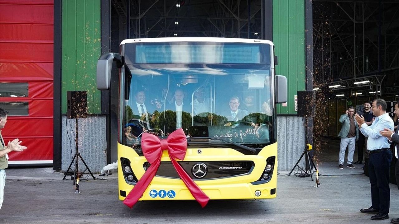Mercedes-Benz Conecto’nun İlk Seri Üretimi Sakarya’da Başladı