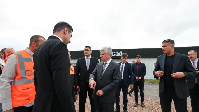 Vali Doğan Şehir Hastanesi bağlantı yolunda incelemelerde bulundu