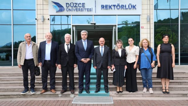 Gürcistan Büyükelçisi Düzce'de: Akademik iş birliği masaya yatırıldı