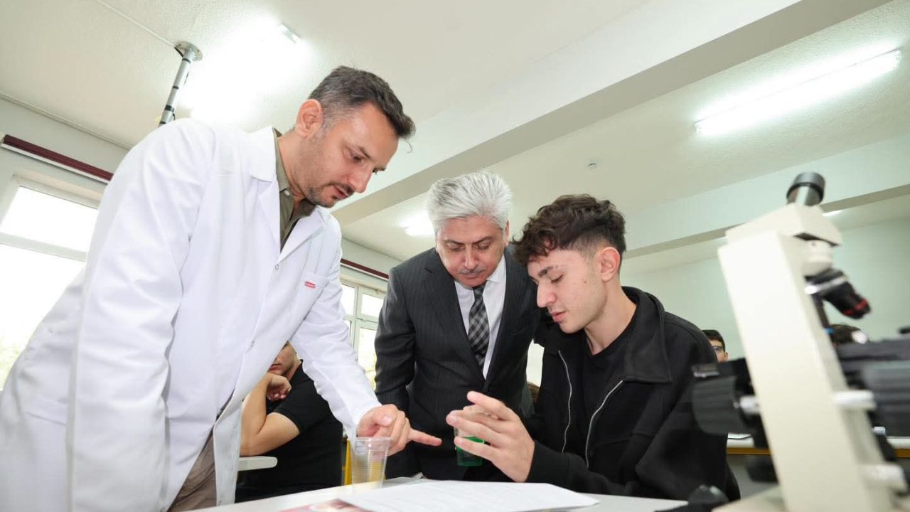 Vali Doğan’dan Cevat Ayhan Fen Lisesi’ne Ziyaret
