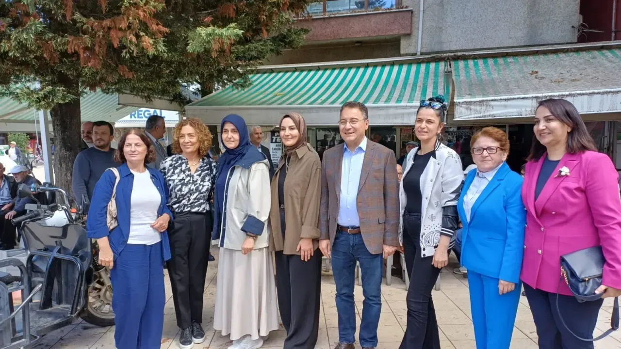 DEVA Partisi Genel Başkanı Ali Babacan : "20 milyar doları vurup geçiyorlar"
