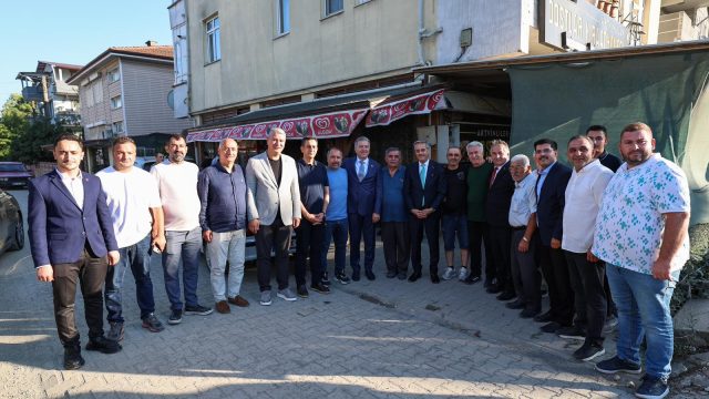 “Arifiye Atatürk Caddesi’ni baştan aşağı yeniliyoruz”