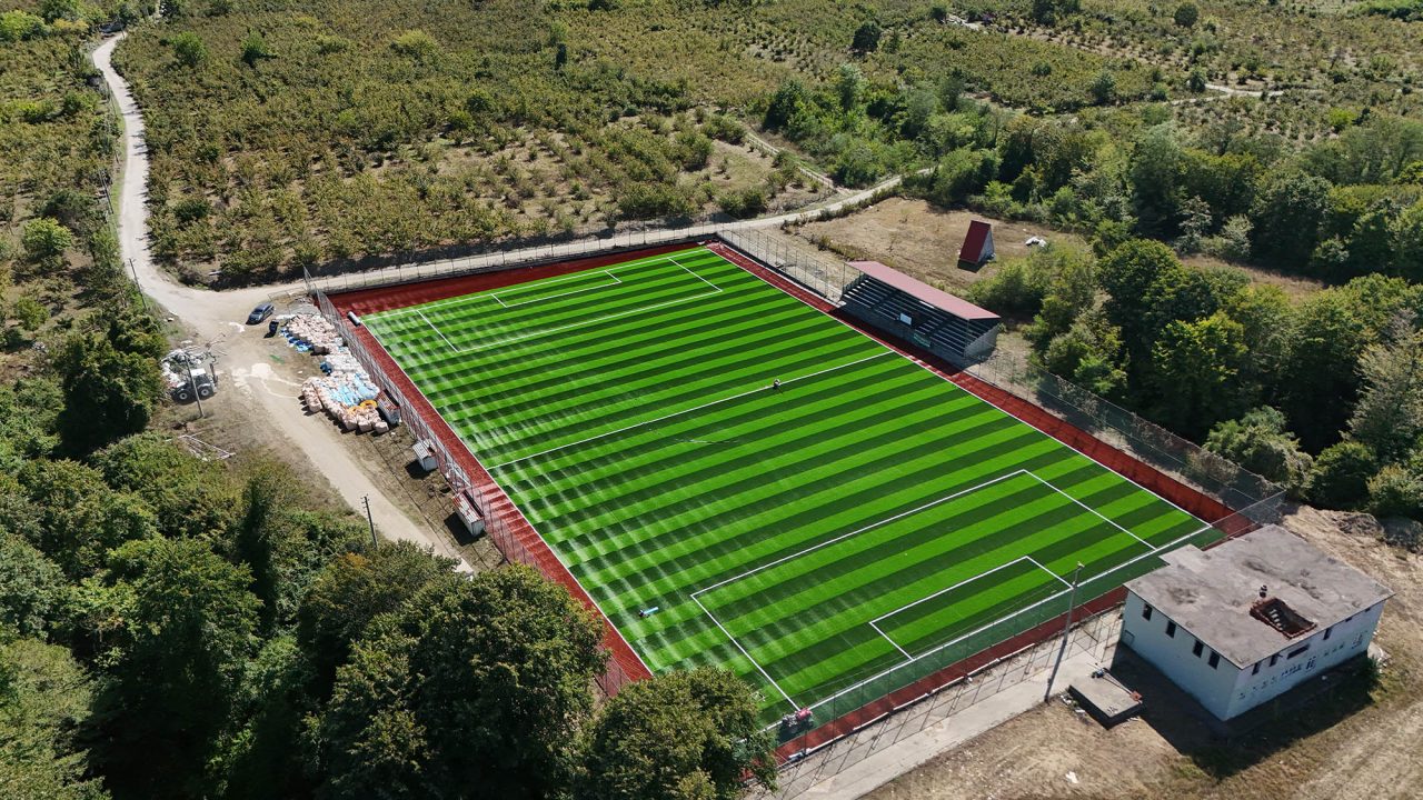 Büyükşehir’den amatör spora bir can suyu daha: Kışlaçay’ın futbol merkezi yepyeni yüzüyle…