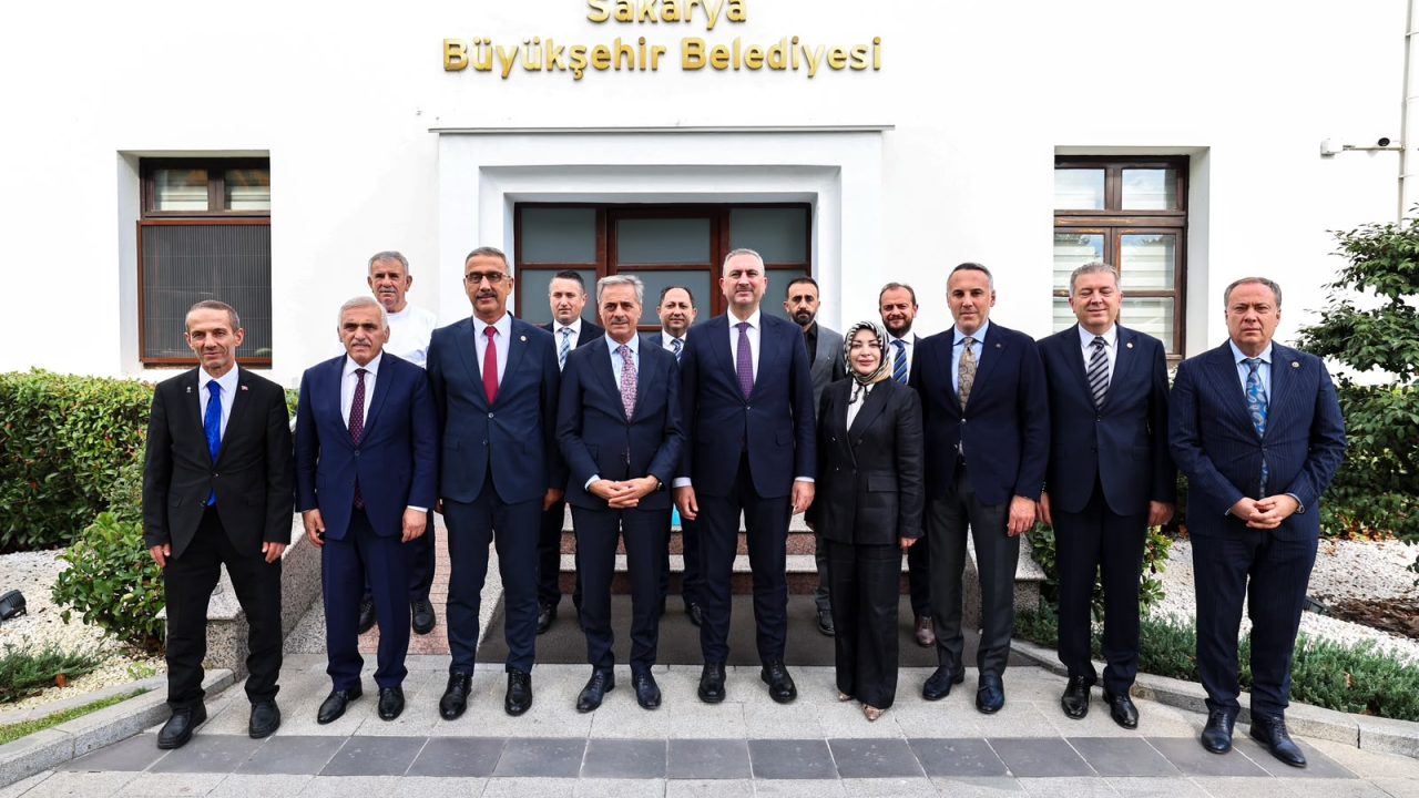 “Vaatlerimizin üzerinde yatırımı şehrimizle buluşturuyoruz”