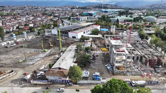Yatırım bedeli 3,5 milyar TL’yi bulan dev projelerde çalışmalar tüm hızıyla sürüyor