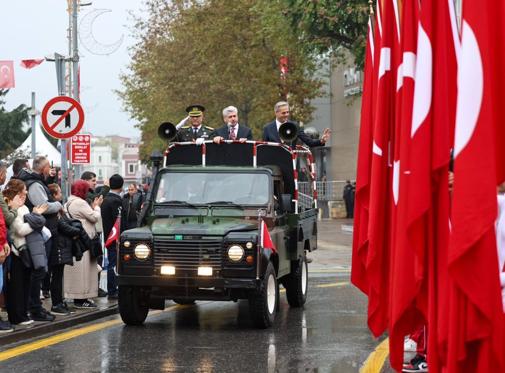 “Birlik ve beraberlik içinde nice 103 yıllara”