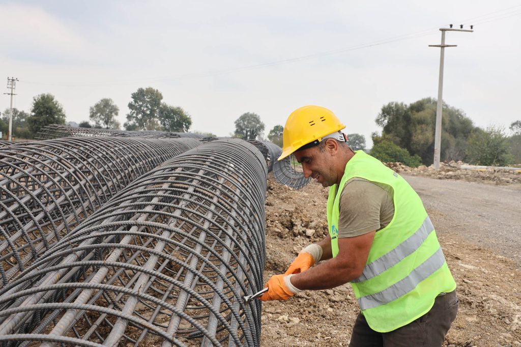 Beşdeğirmen Köprüsü sağlam temeller üzerinde yükselicek