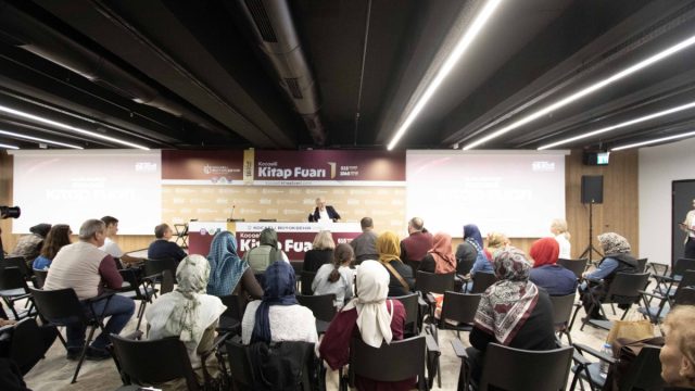 Kitap Fuarı’nda hayatı anlamlandıran söyleşiler