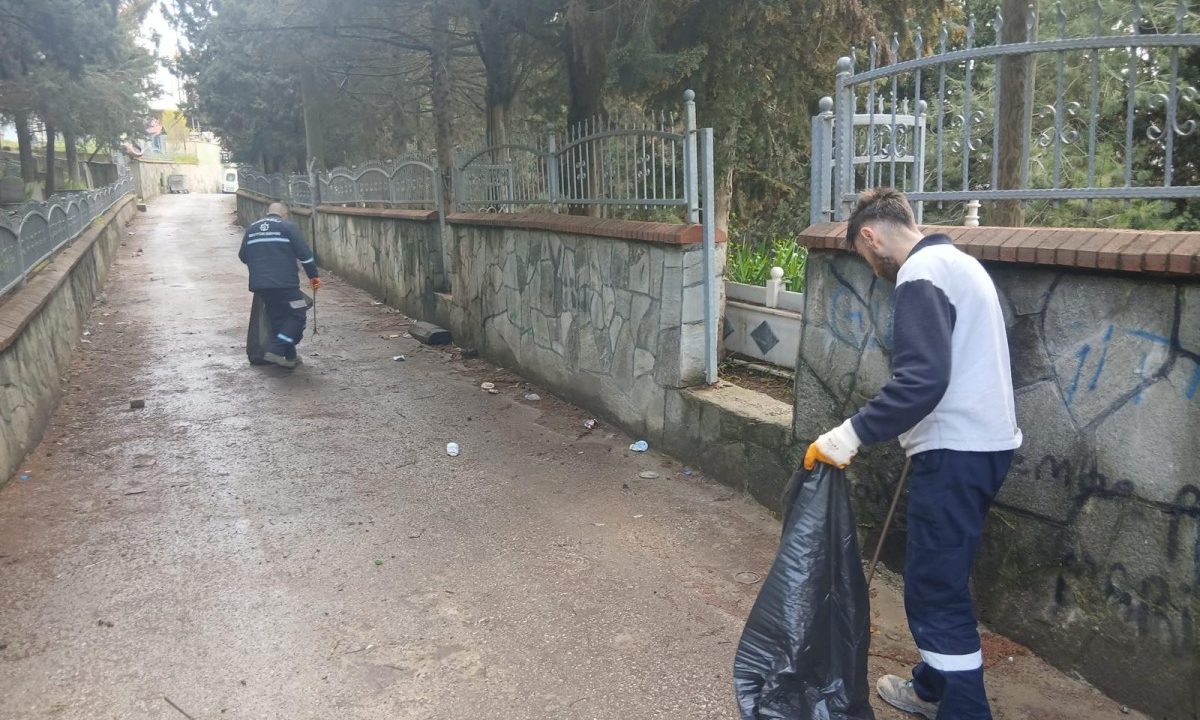 İzmit’te mezarlıklar Büyükşehir’le daha düzenli