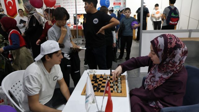Kitap Fuarı’nda eğlence ve kültür bir arada