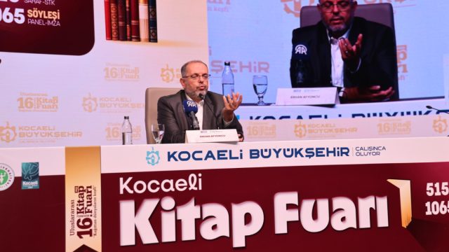 “Geçmiş, geleceği inşa etmek için okunmalı”