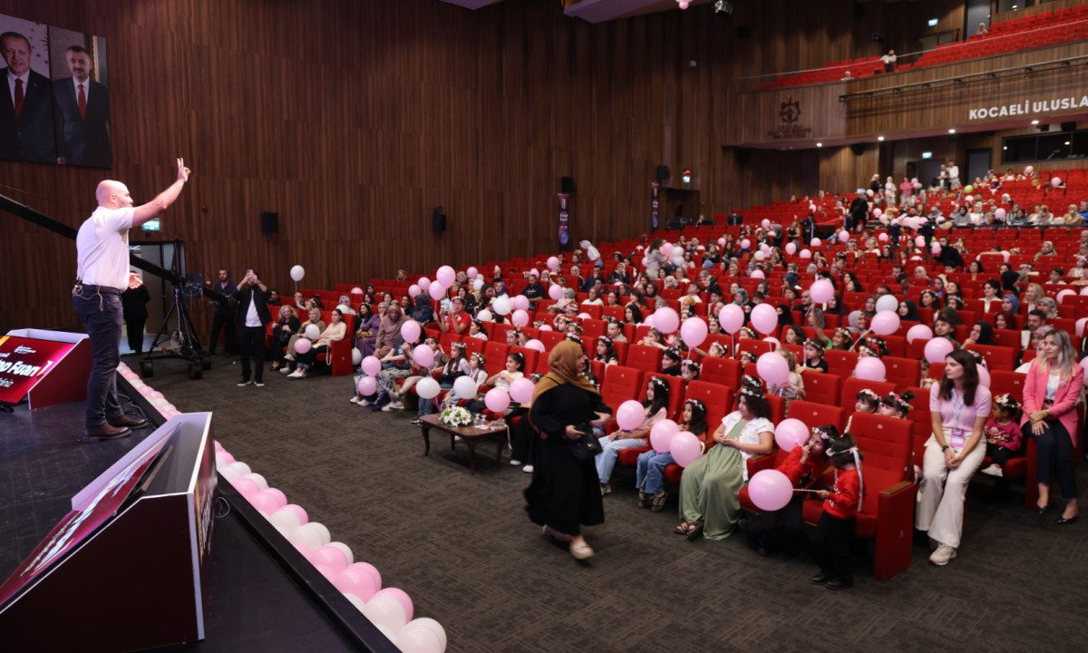 “Kız çocuğuna yatırım, geleceğe yatırımdır”