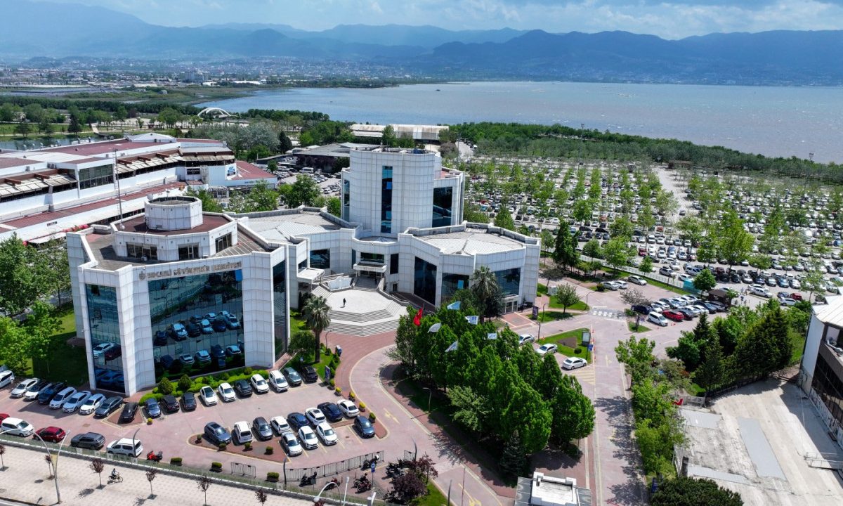Büyükşehir’den sel mağdurlarına fatura desteği