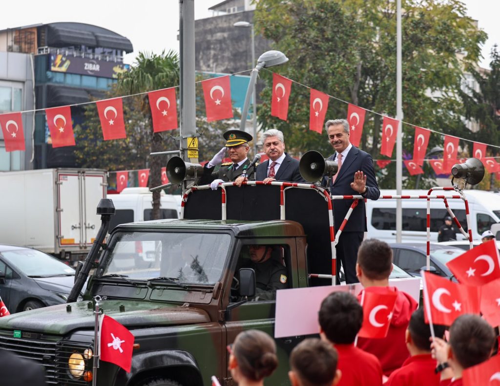 “Birlik ve beraberlik içinde nice 103 yıllara”