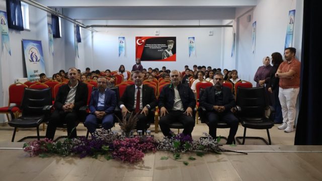 15 Temmuz Demokrasi Ve Millî Birlik Günü Kutlandı