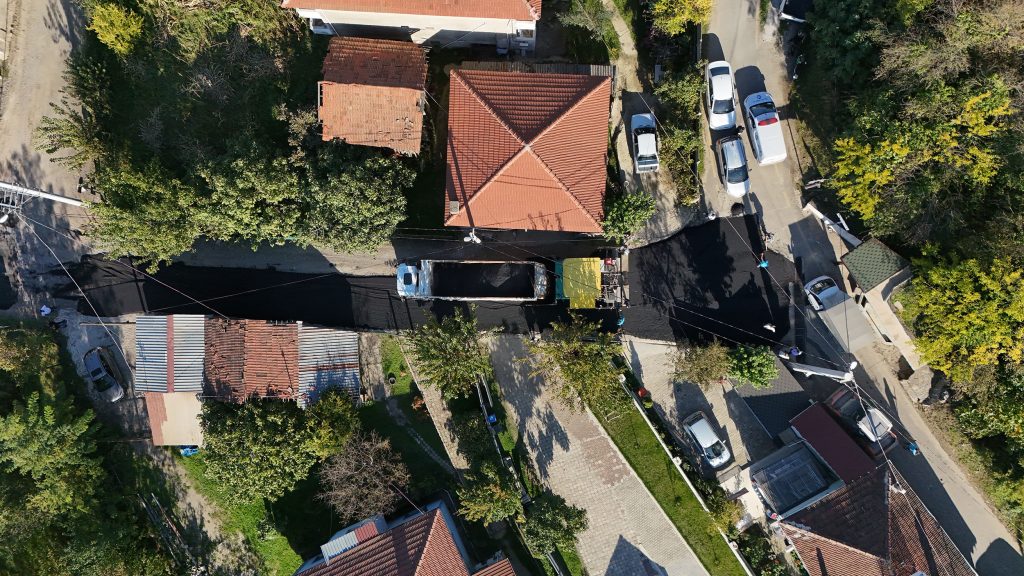 Büyükşehir asfalt mesaisini Hacımercan’da sürdürüyor