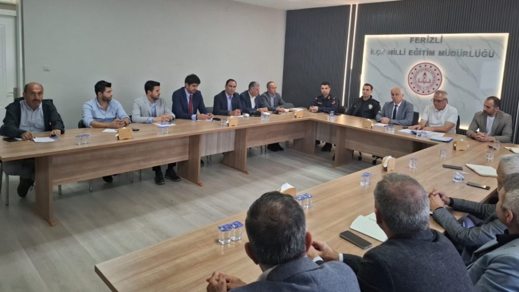 Okul Güvenliği ve Alınacak Tedbirler Toplantısı Gerçekleştirildi