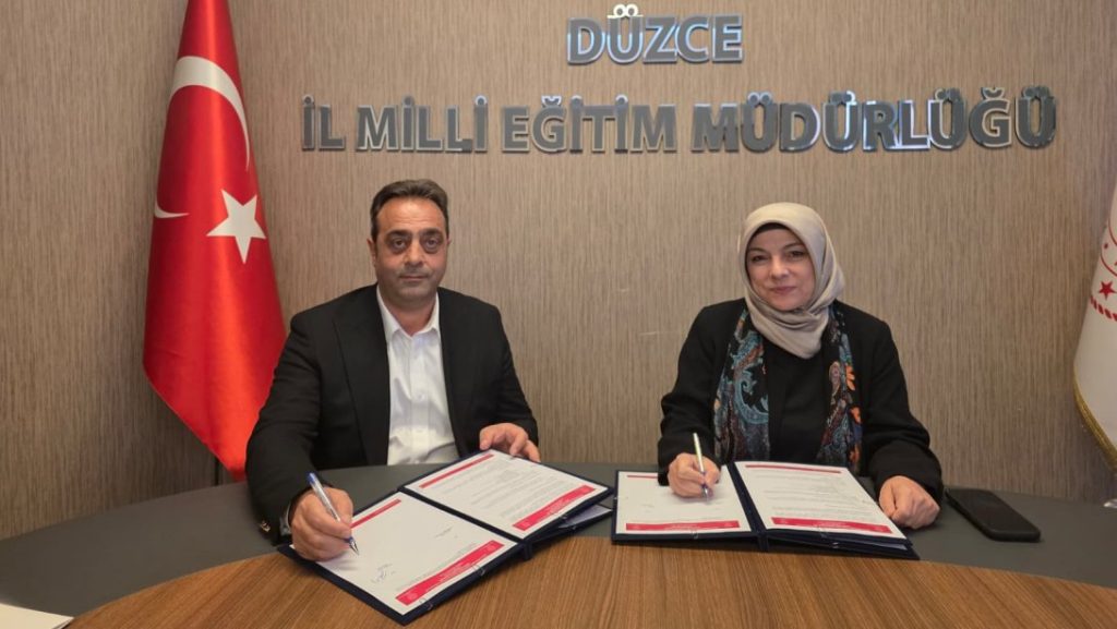 duzcede-eski-okul-binasi-bilim-ve-teknoloji-merkezine-donusecek-045924
