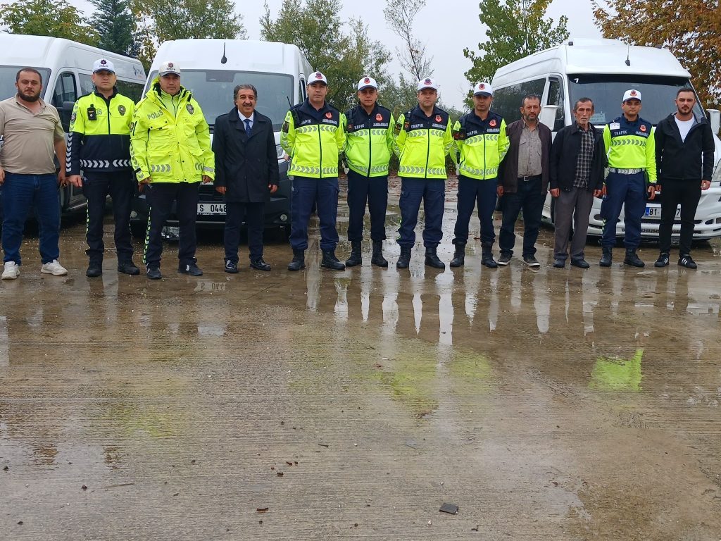 duzcede-okul-servislerine-kis-oncesi-guvenlik-denetimi-1-110728