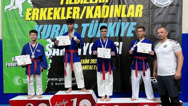 Düzceli 2 sporcu kuraşta Türkiye şampiyonu oldu: Toplam 6 madalya