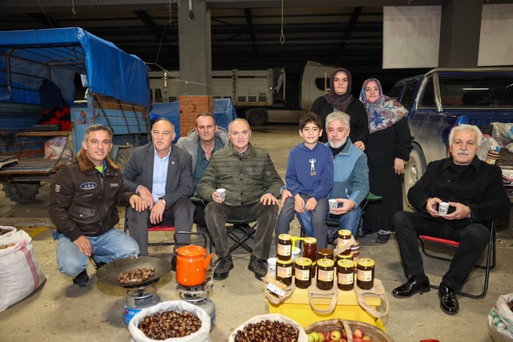 duzcenin-kuzu-kestanesine-hamidiyede-davet-ozlu-ve-yilmaz-tezghlarda-3-110523