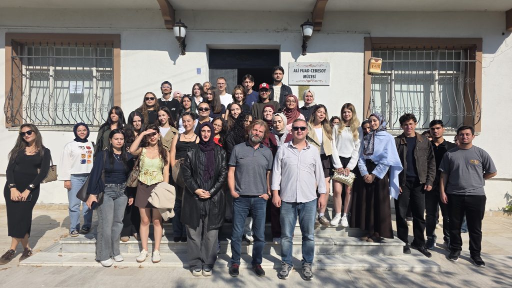Öğrenciler Sakarya’nın kuzeyinden güneyine şehri keşfetti