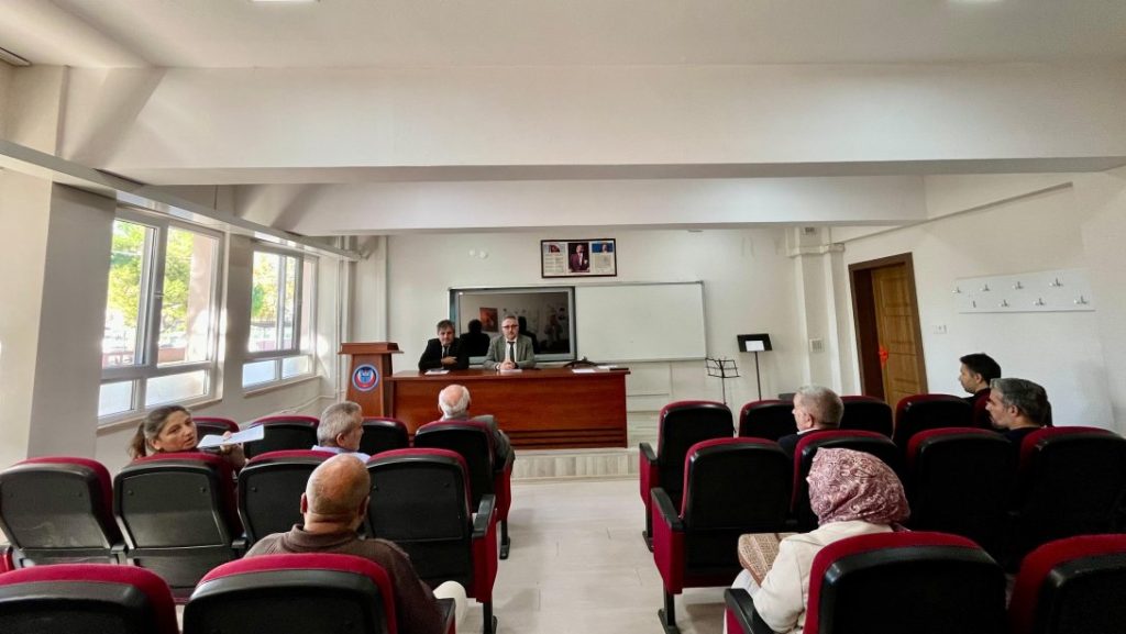 Söğütlü İlçe Milli Eğitim Komisyonu Sene Başı Toplantısı Gerçekleştirildi