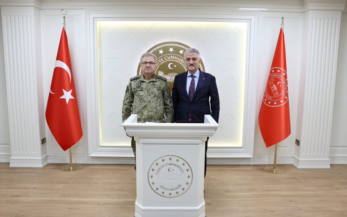 Kara Kuvvetleri Komutanı Metin Tokel Düzce’de