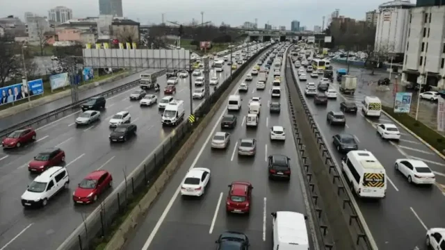 Kocaeli’den İstanbul’a Gidecekler Dikkat: 1 Kasım’da Bu Yollar Kapalı