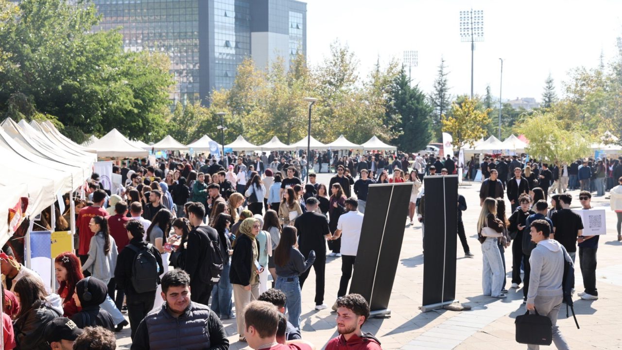 Düzce Üniversitesi'nde 5 günlük kampüs coşkusu sona erdi