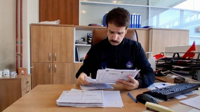 Zabıta memurundan KPSS'de büyük başarı: Serdivanlı Mehmet İnaç hedefini anlattı