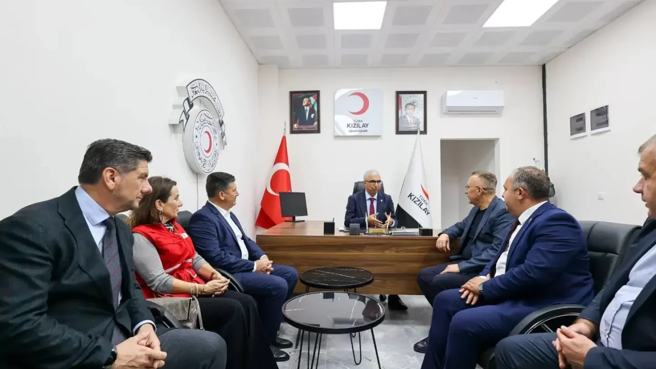 Kızılay Heyetinden Sakarya’da Aşevi Ziyareti