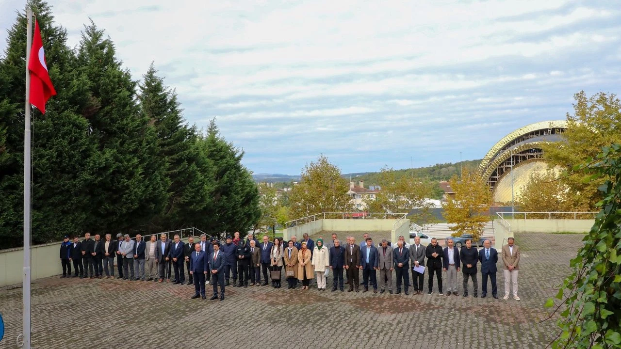 Ferizli'de Muhtarlar Günü törenle kutlandı