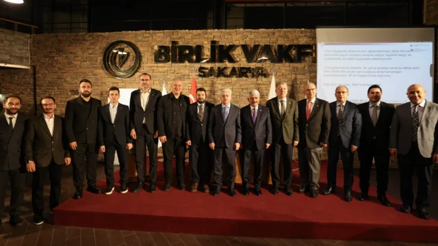 Birlik Akademi’de açılış dersi