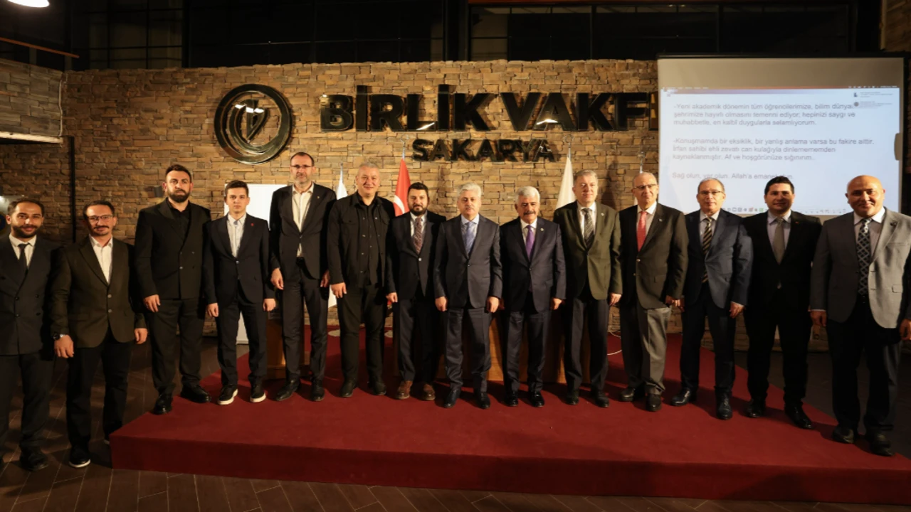 Birlik Akademi’de açılış dersi