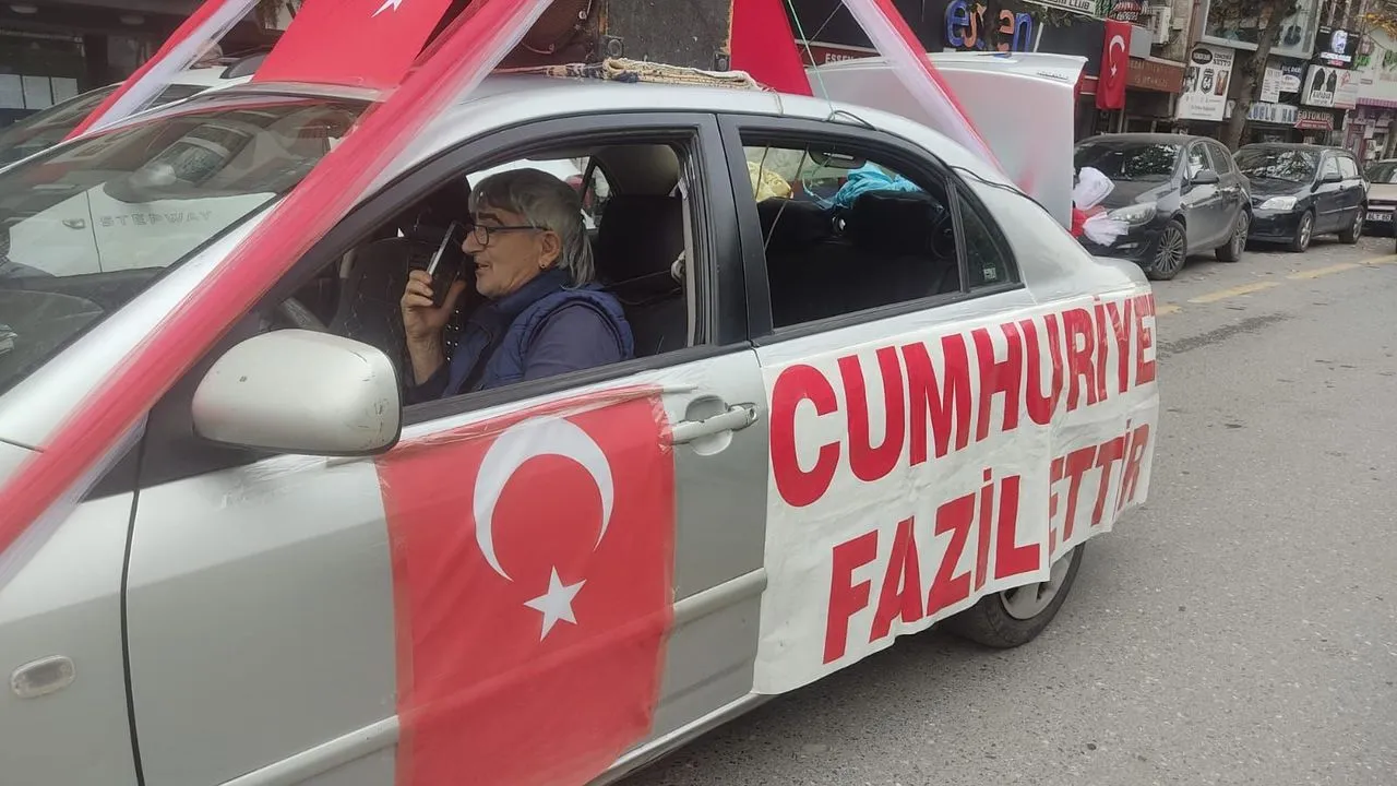 Sefer Beyanal'dan bayram geleneği!