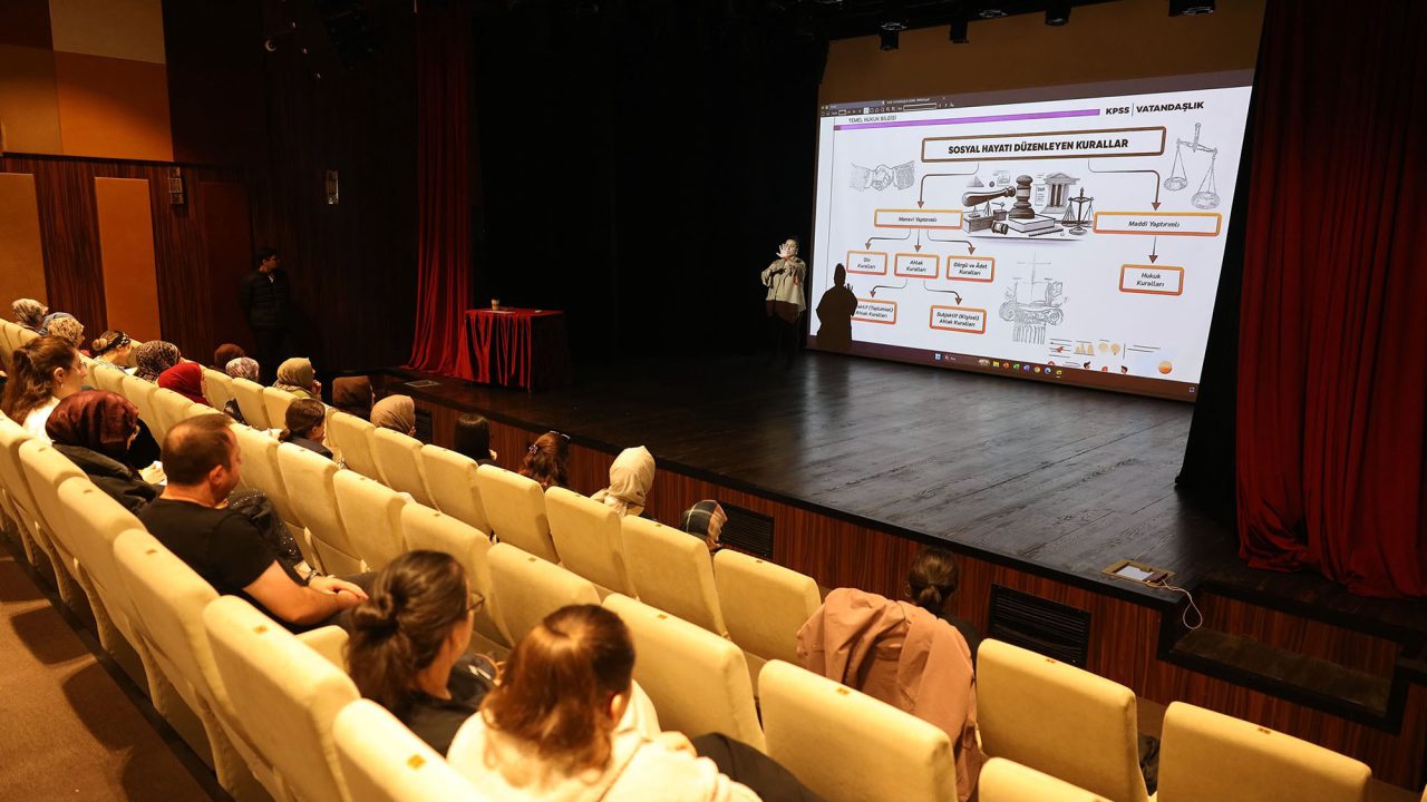 AKM’de düzenlenen KPSS Genel Tekrar Programları sona erdi