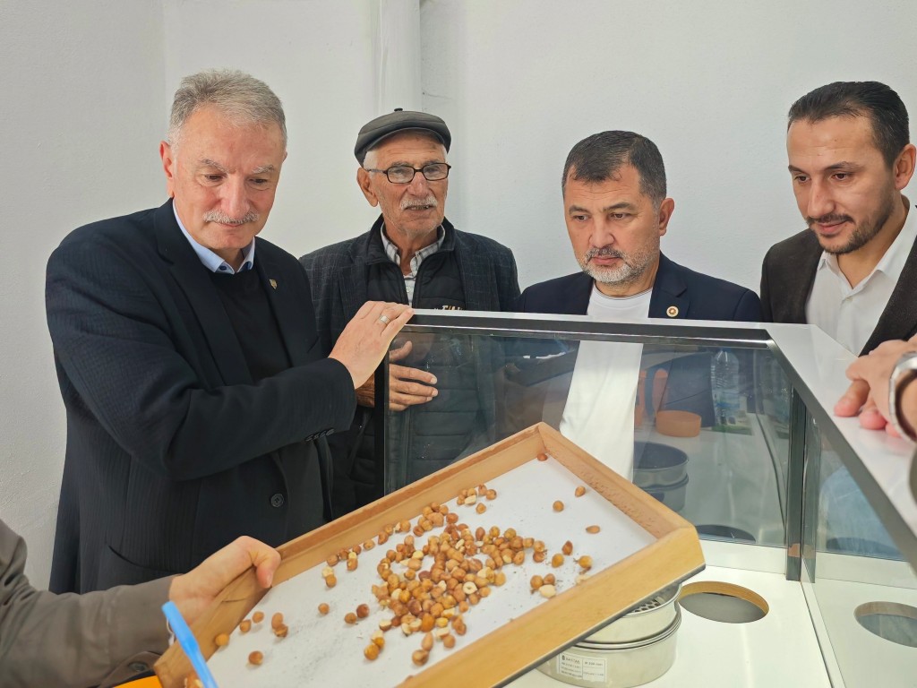 tmo-genel-muduru-duzcede-findik-alimlarini-inceledi-ureticinin-talepleri-masada-2-071402